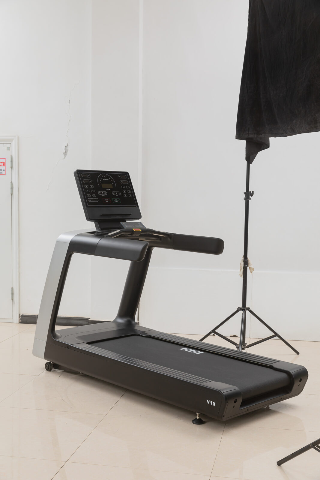Commercial Treadmill DT-01